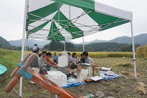 作業のあとは「たばこ休み」