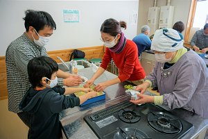 岩崎わくわく姉さん監修の、簡単デザート作り体験